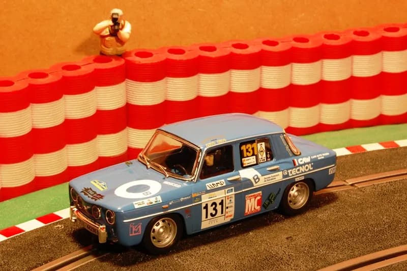 Renault 8 TS Blue