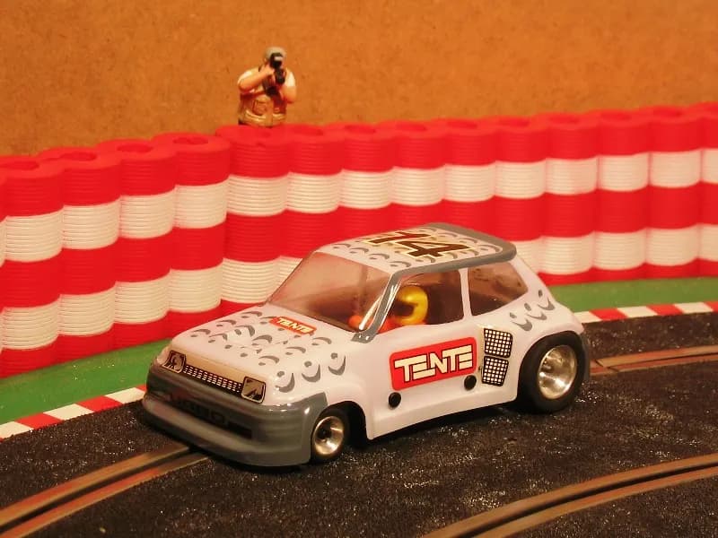 Renault 5 Turbo TENTE