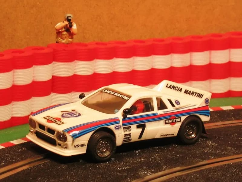 Lancia 037