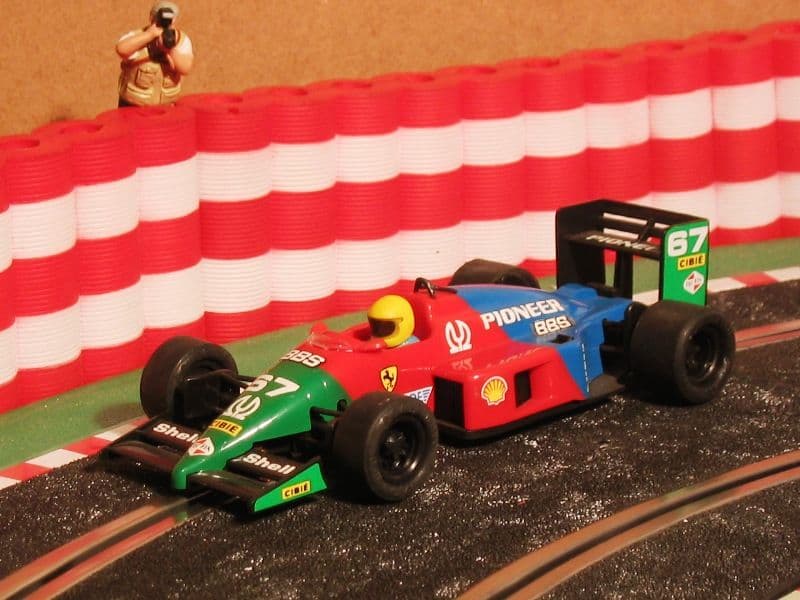 Ferrari F-1 3 Colores