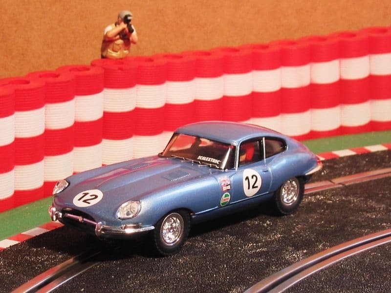 Jaguar E