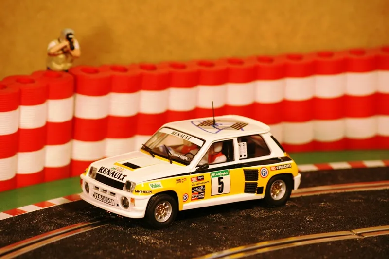 Renault 5 Turbo Tour de Corse Rally El Corte Ingles 1985 Edicion especial firmada