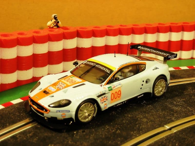 Aston Martin DBR9