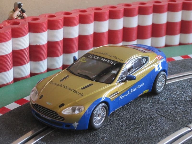 Aston Martin Vantage Hammam