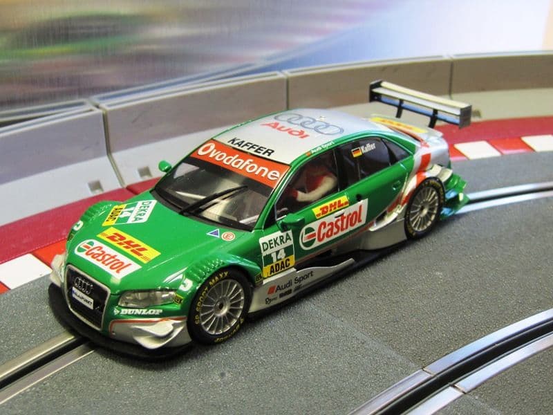 Audi A4 DTM Kaffer DHL (Sobre Ref. 6293 año 2008)