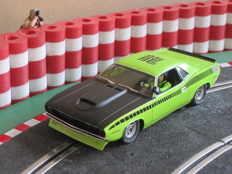 Plymouth AAR CUDA Lime Especial Shangai