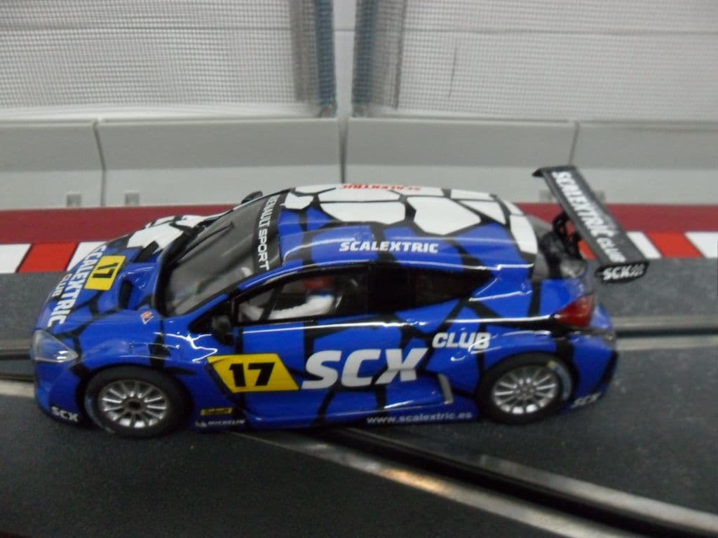 Renault Megane RS 275 Trophy Club Scalextric 2017