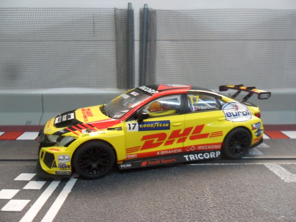 Audi RS3 LMS TCR DHL